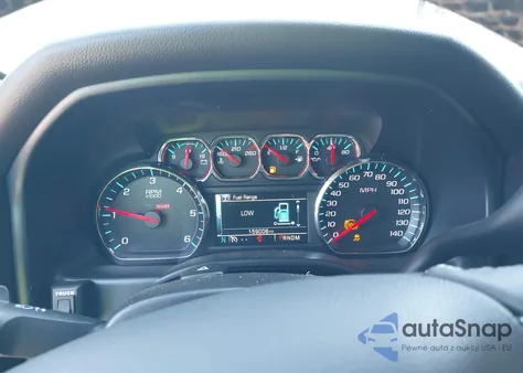 2015 Chevrolet Silverado 1500 1Lt z USA, uszkodzony, nr VIN 3GCUKREC8FG385184